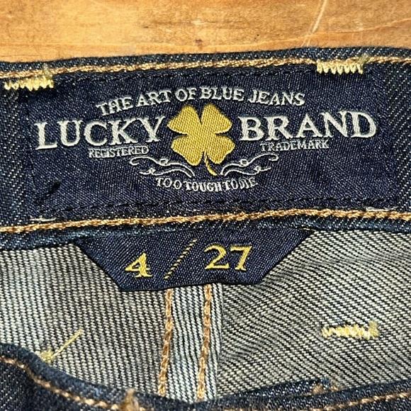 Woman’s Lucky Brand Charlie Skinny Jeans Size 4 (27),run small & lower rise. - Picture 8 of 14